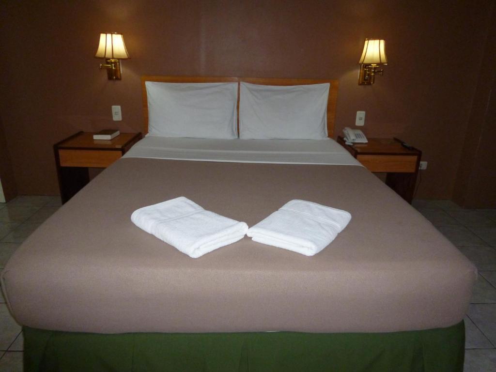 Sequoia Inn Davao City Δωμάτιο φωτογραφία